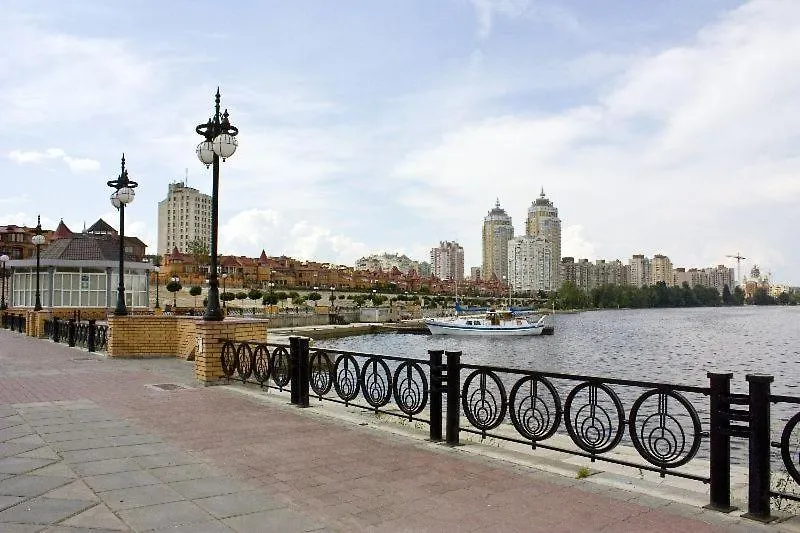 Dream Town Apartment Kyiv